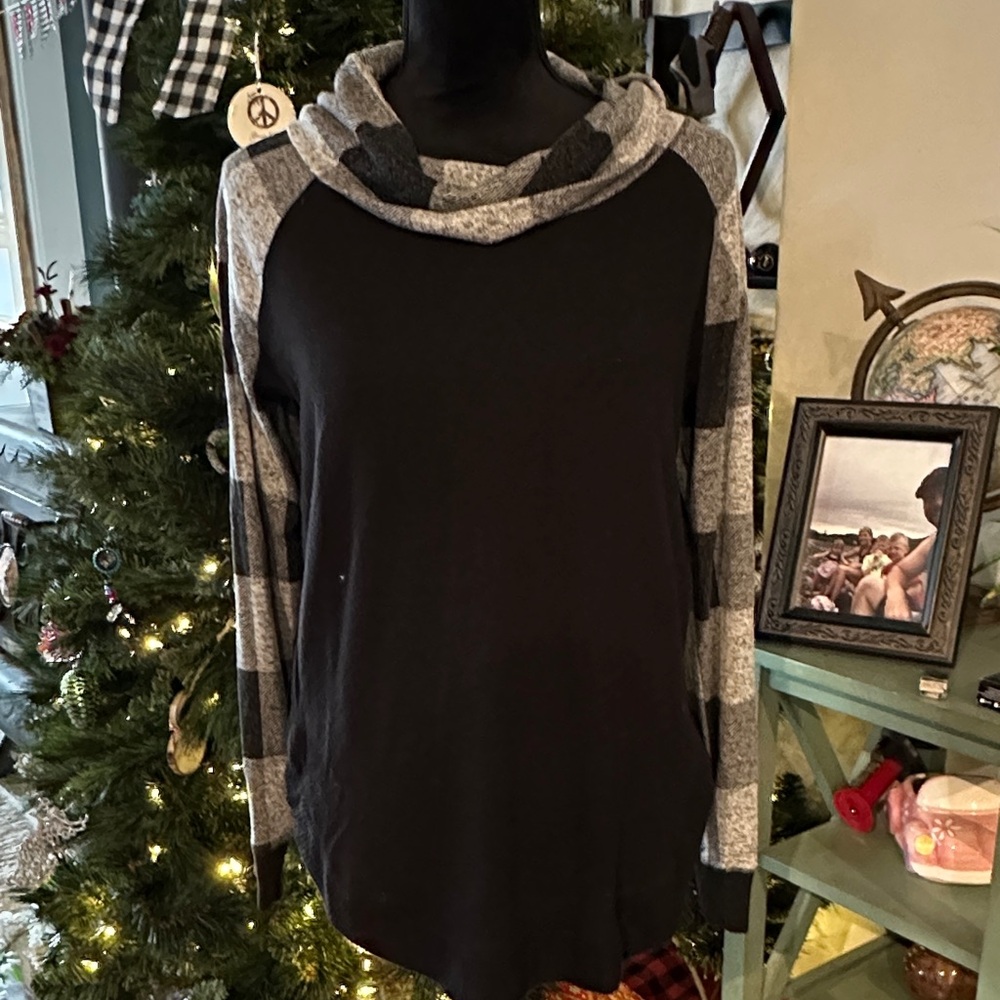 Chic Black Cowl Neck with Gray Plaid Sleeves